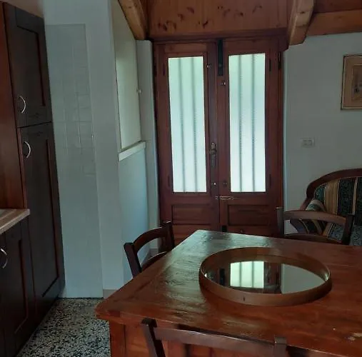 Il Vicoletto بيت للعطل *